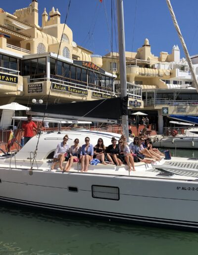 Disfruta de un paseo en barco en Benalmádena